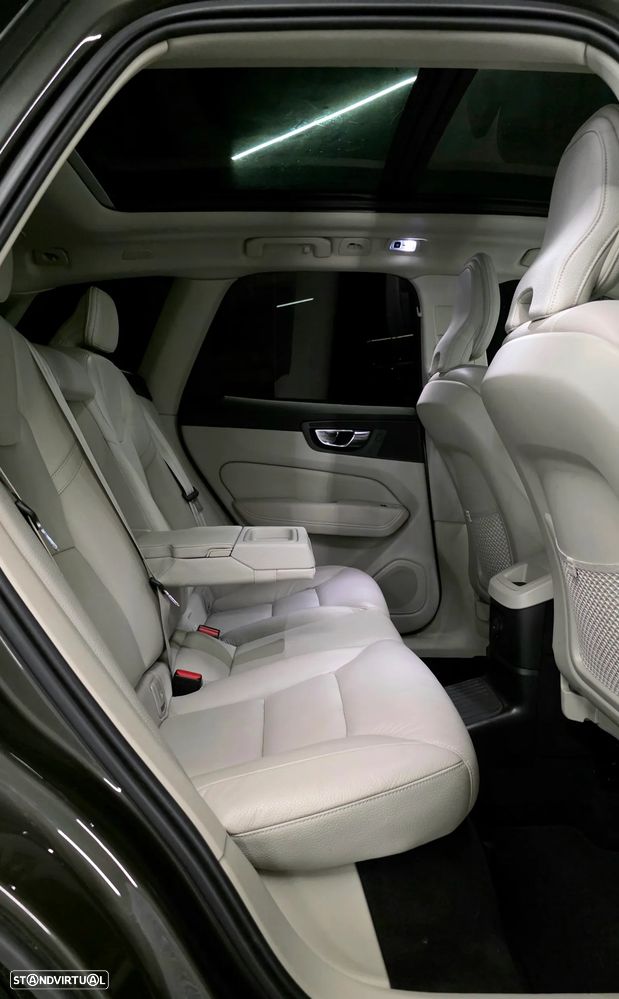 Volvo XC 60 2.0 T6 PHEV Inscription AWD - 17