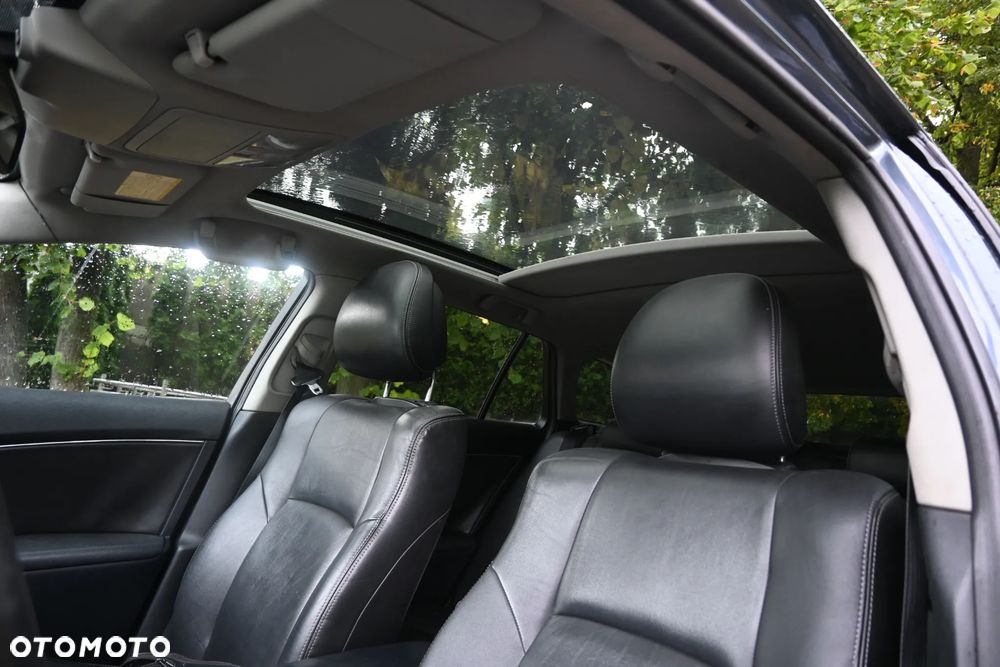 Toyota Avensis 2.2 D-4D Automatik Business Edition - 16