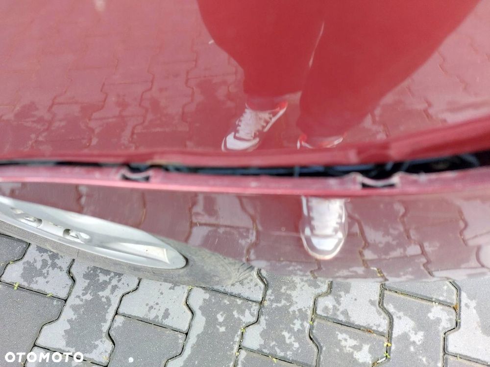 KOMPLETNY TYŁ KLAPA BAGAŻNIKA ZDERZAK LAMPY TOYOTA COROLLA VERSO I 3N8 - 4