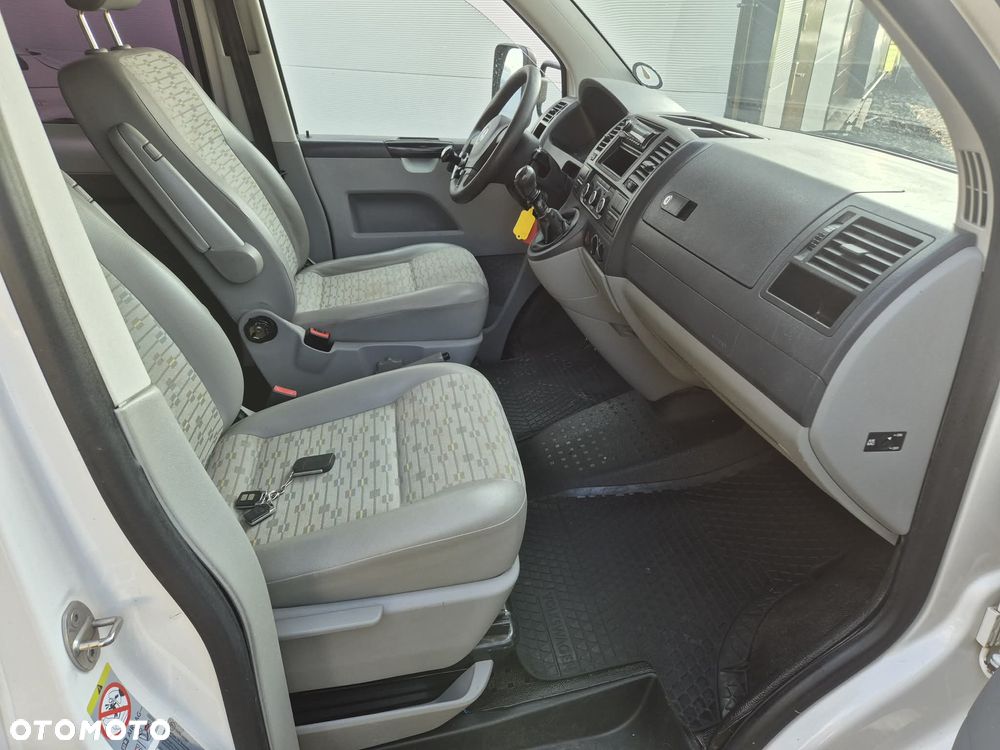 Volkswagen Transporter T5 Doka Brygadówka - 8