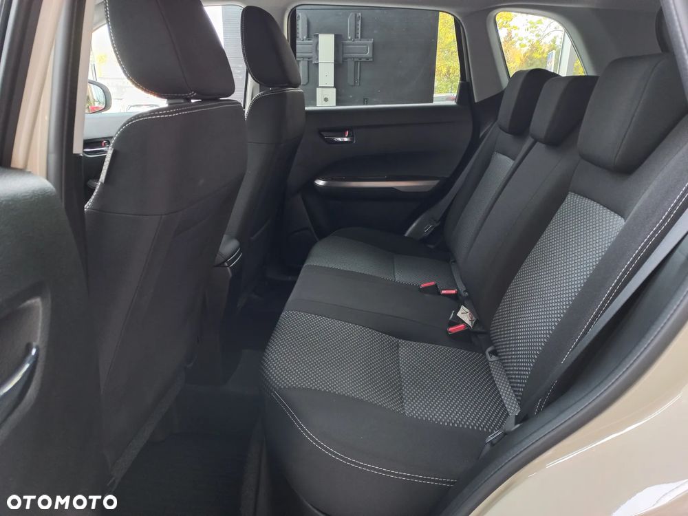 Suzuki Vitara 1.4 Boosterjet mHEV Premium Plus 2WD - 29