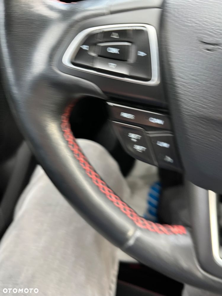 Ford Kuga 1.5 EcoBoost 2x4 ST-Line - 25