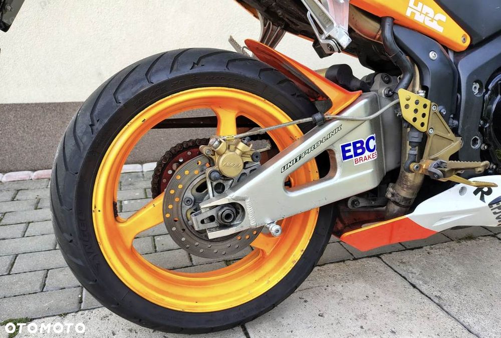 Honda CBR - 12
