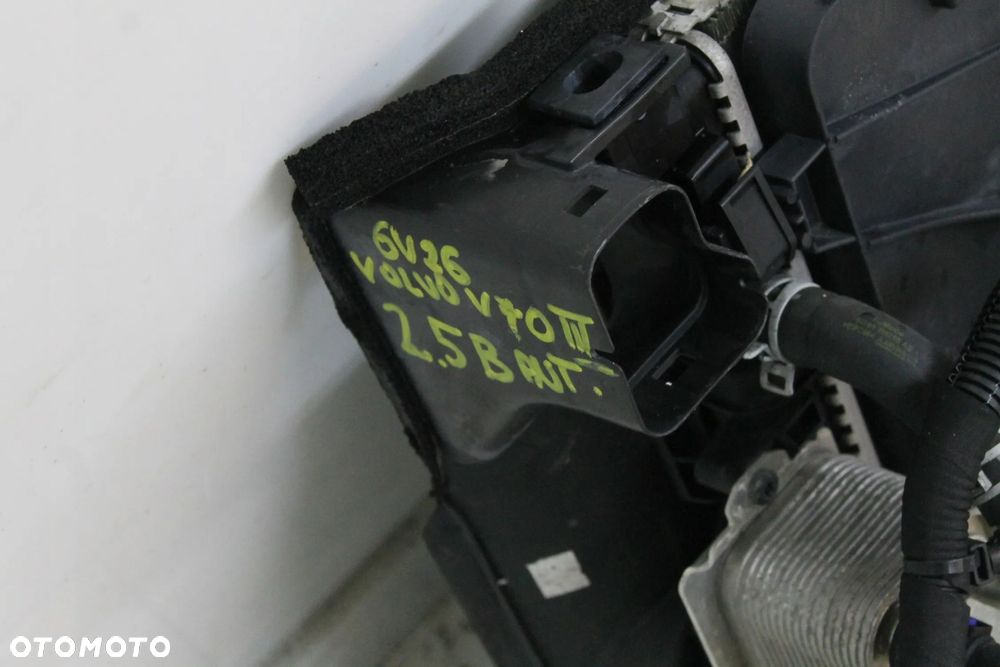 VOLVO V70 III 2.5 T 07R- KOMPLET CHŁODNIC WENTYLATOR MODUŁ AUTOMAT - 3