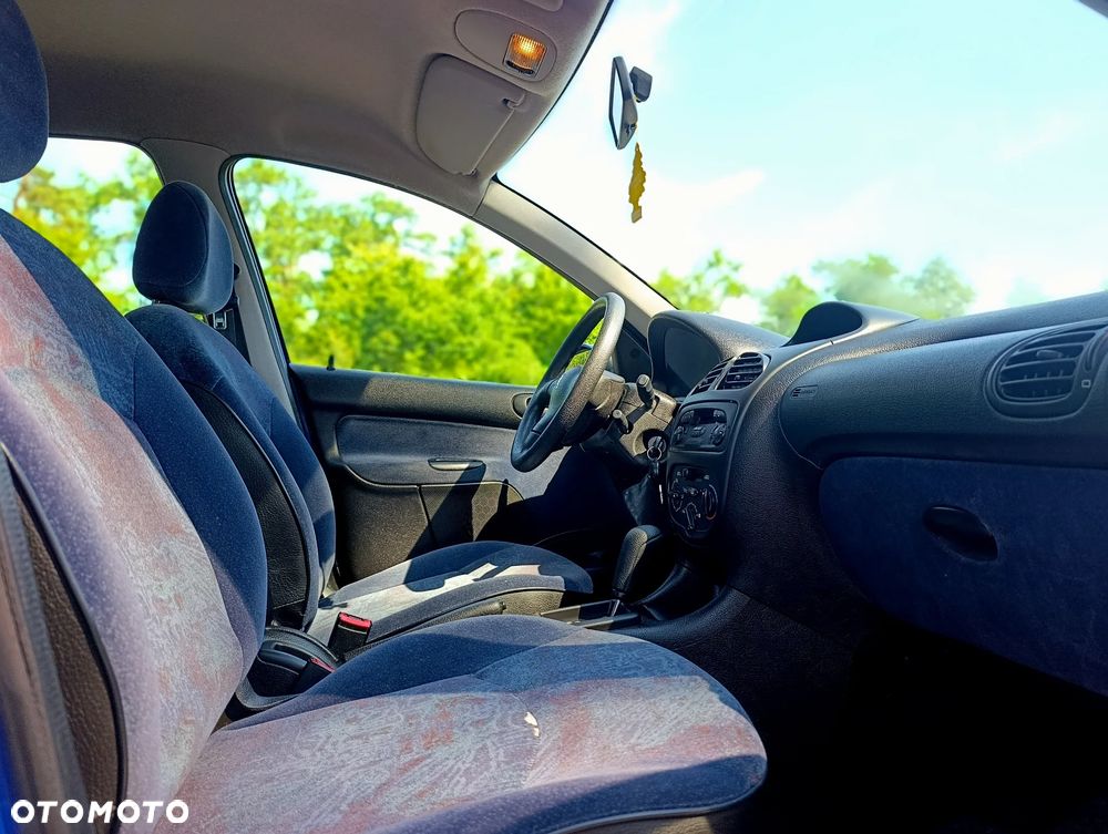 Peugeot 206 75 Automatik Premium - 13