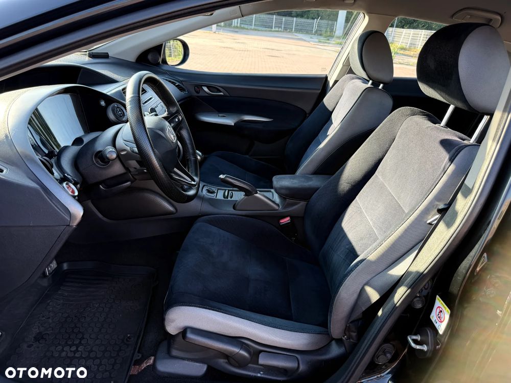Honda Civic 1.4 Comfort - 9