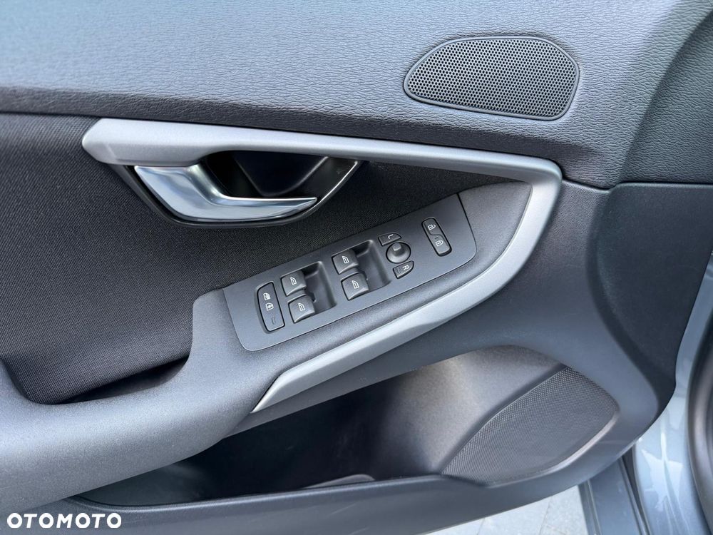 Volvo V40 D3 Geartronic - 20