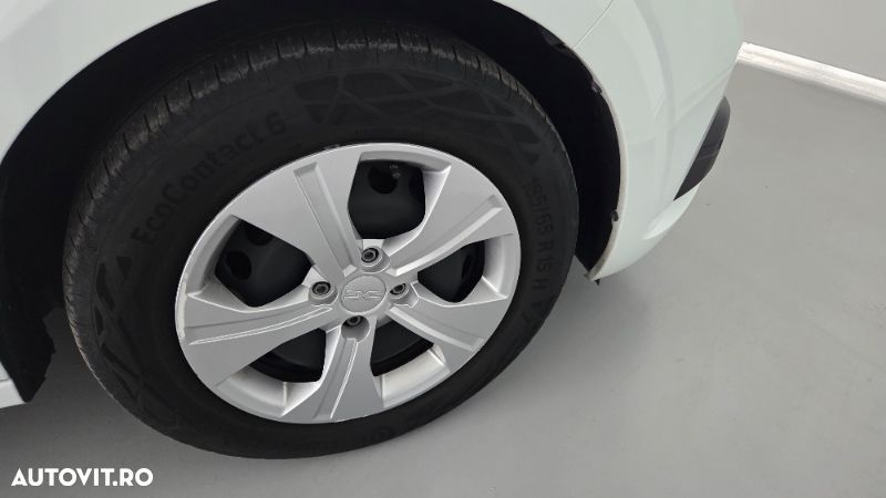 Dacia Logan TCe 90 MT5 Essential - 6