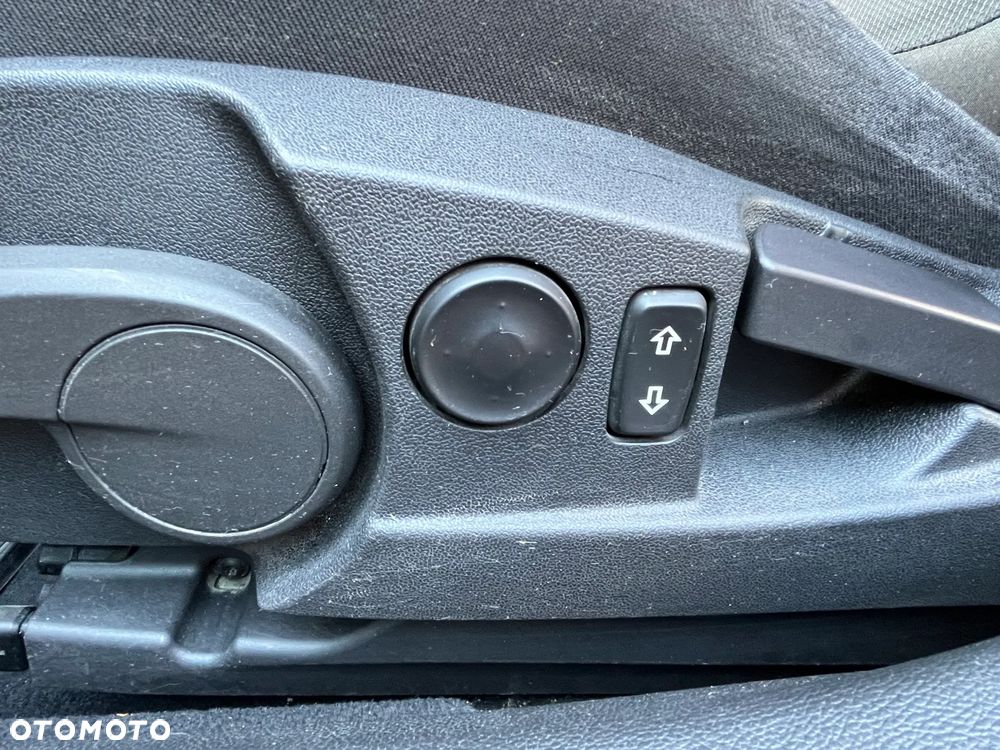 Opel Insignia 2.0 CDTI - 23