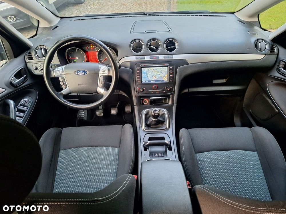 Ford S-Max 2.0 TDCi DPF Titanium - 5