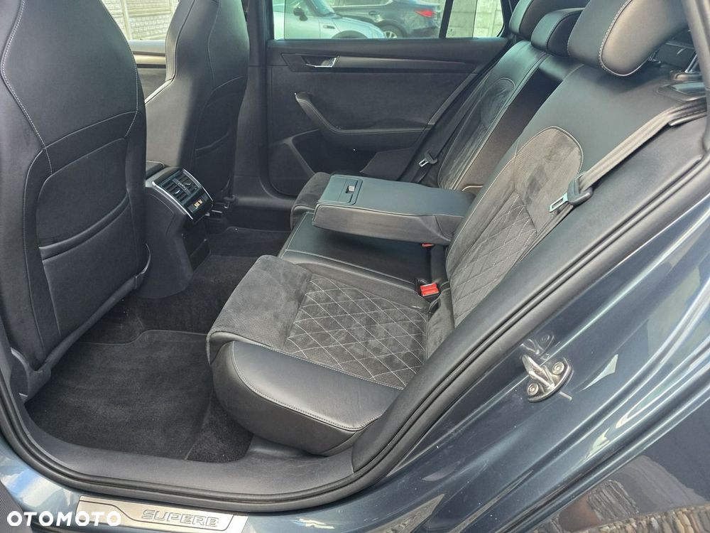 Skoda Superb 2.0 TDI Sportline DSG7 - 22