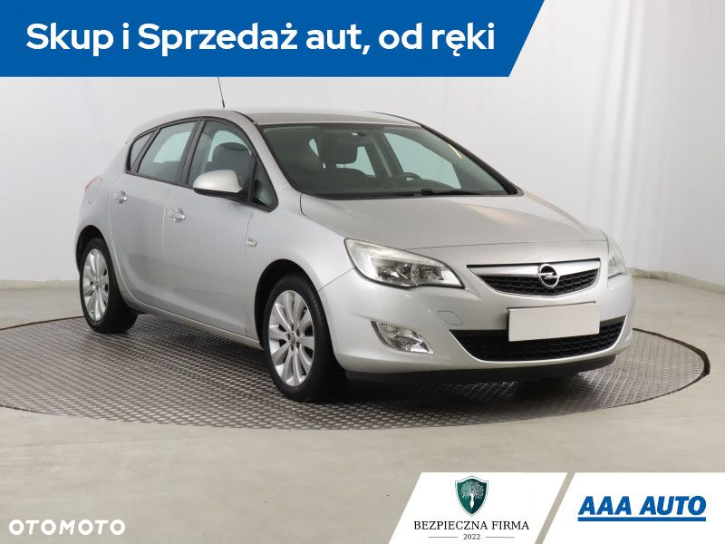 Opel Astra - 2