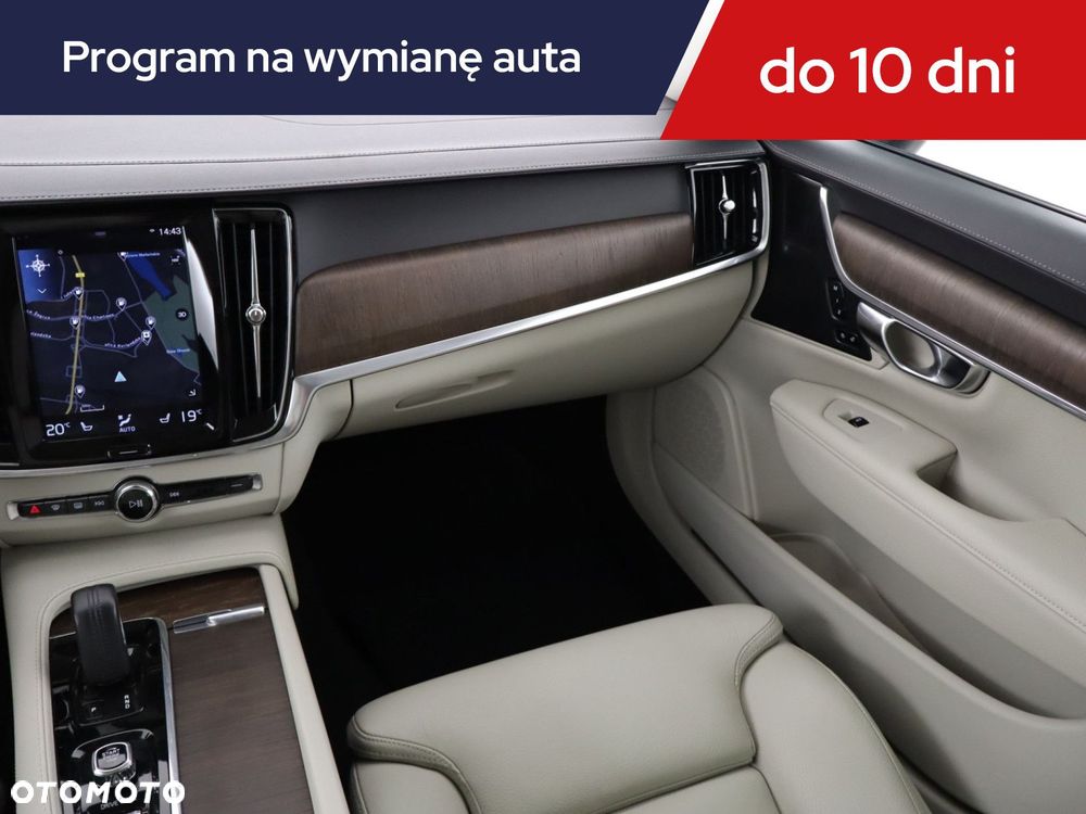 Volvo V90 Cross Country - 10