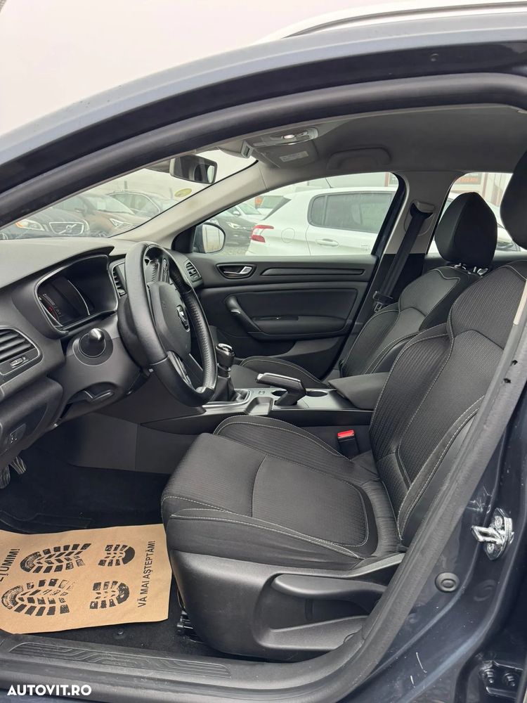 Renault Megane ENERGY dCi 110 ECO2 EXPERIENCE - 12