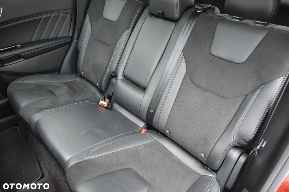 Ford Edge 2.0 TDCi Bi-Turbo 4x4 ST-LINE - 37