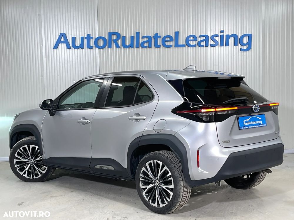 Toyota Yaris Cross 1.5 VVT-i HSD 4x2 Exclusive Elegant - 5