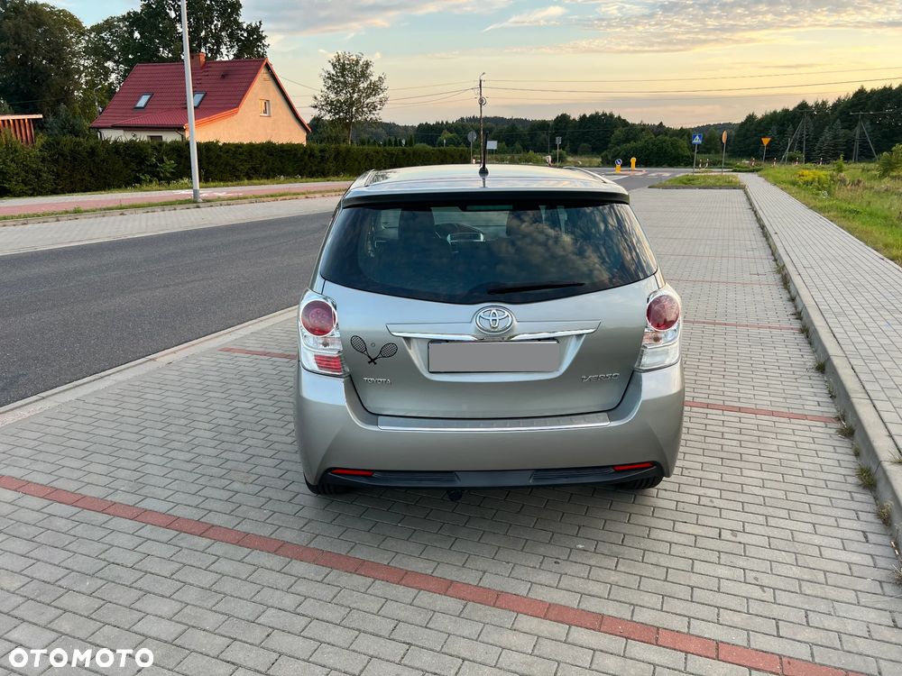 Toyota Verso 2.0 D-4D Sol - 5