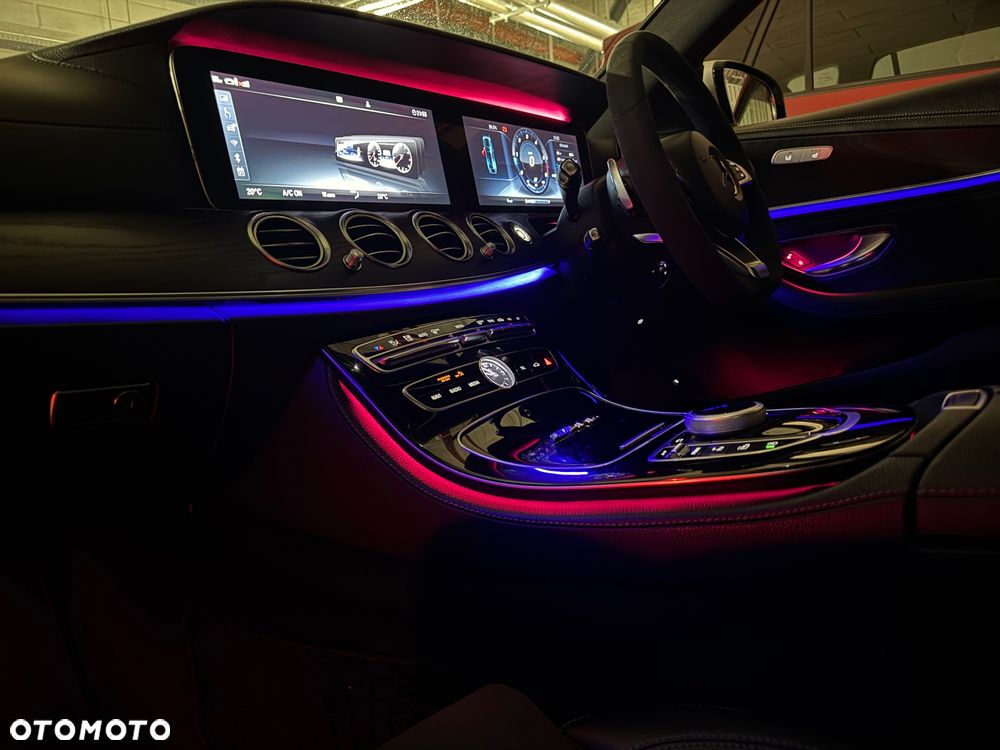 Mercedes-Benz Klasa E 220 d AMG - 12