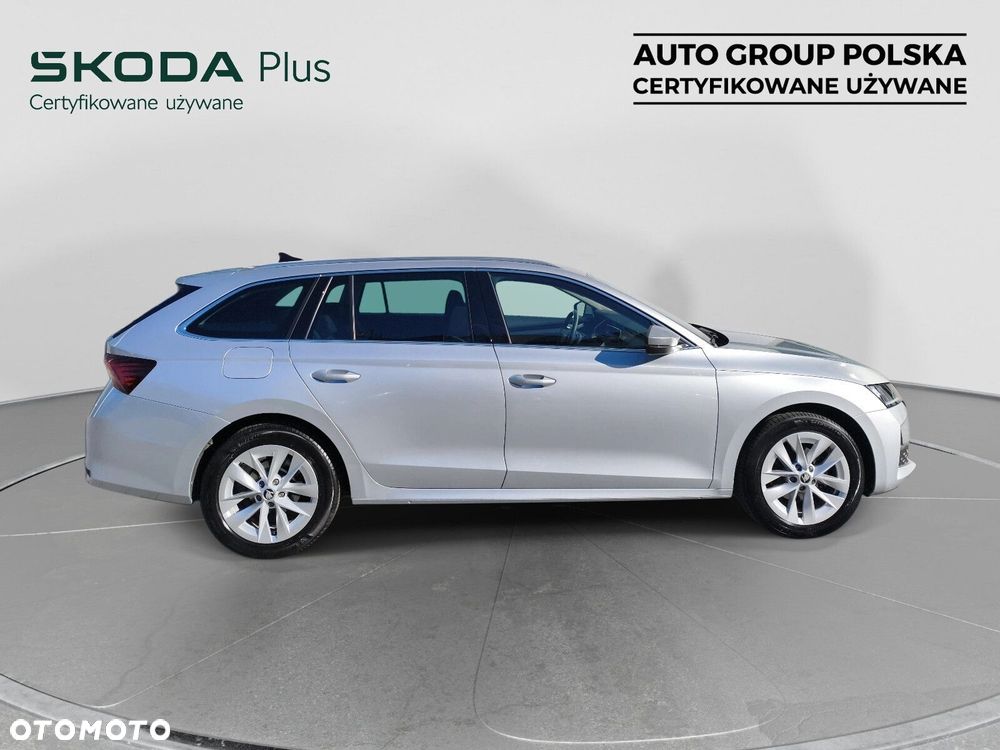 Skoda Octavia 2.0 TDI Selection DSG - 17