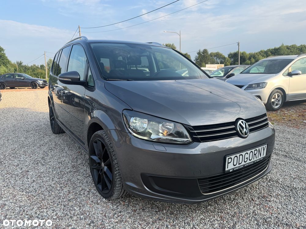 Volkswagen Touran 2.0 TDI DPF MATCH - 10