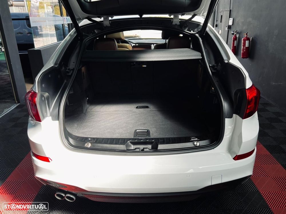 BMW 520 Gran Turismo d Pack M - 45