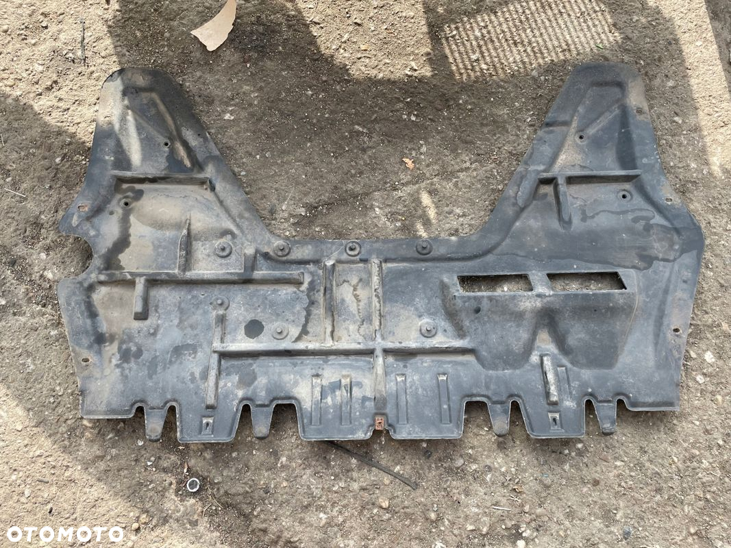 VW PASSAT B6 OSŁONA PŁYTA POD SILNIK 3C0825237D - 3