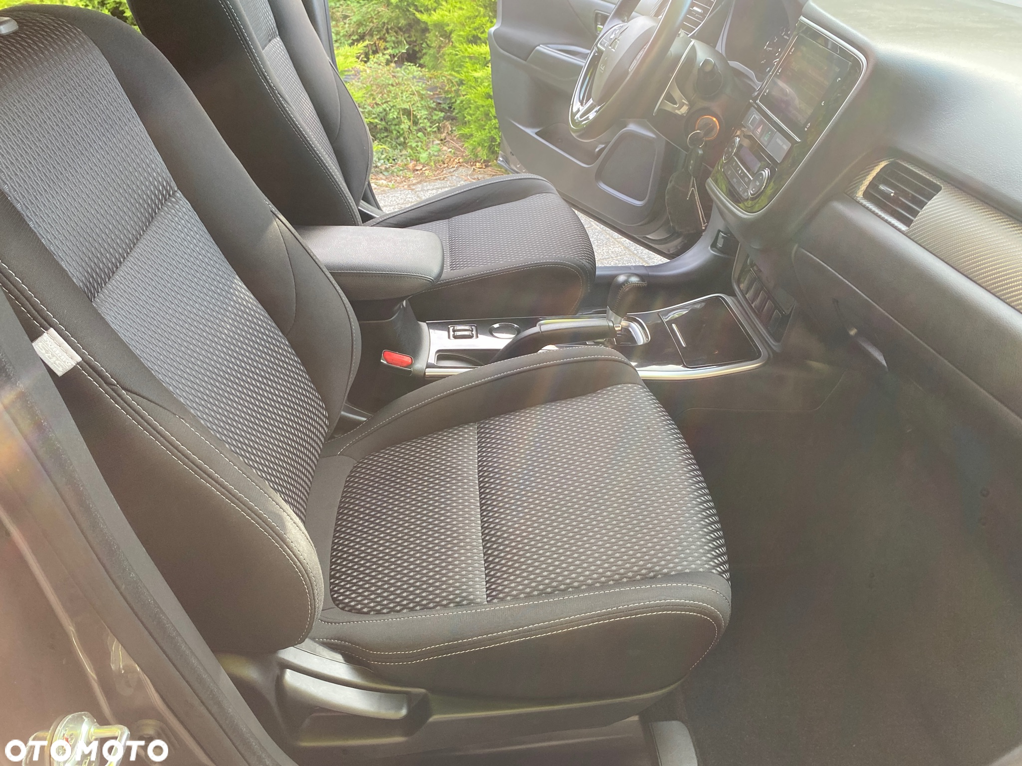 Mitsubishi Outlander 2.0 2WD CVT Active+ - 32