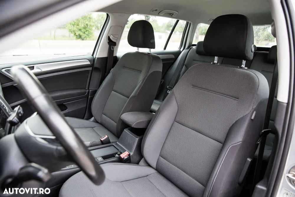 Volkswagen Golf 1.0 TSI BlueMotion Comfortline - 18