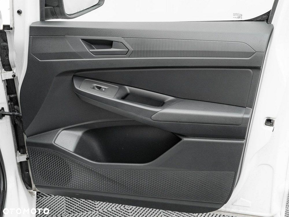 Volkswagen Caddy - 23
