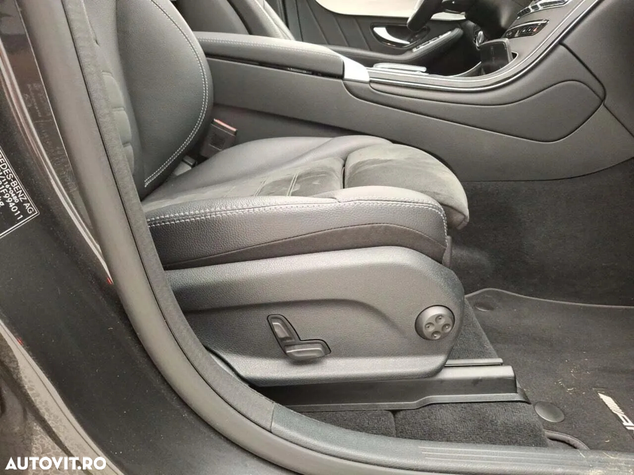 Mercedes-Benz GLC 300 de 4Matic 9G-TRONIC AMG Line Plus - 9
