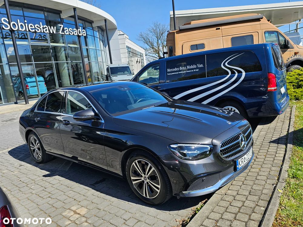 Mercedes-Benz Klasa E - 16