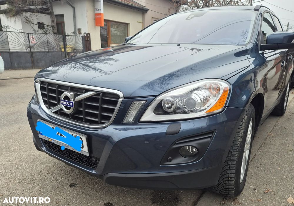 Volvo XC 60 D5 AWD Momentum - 11