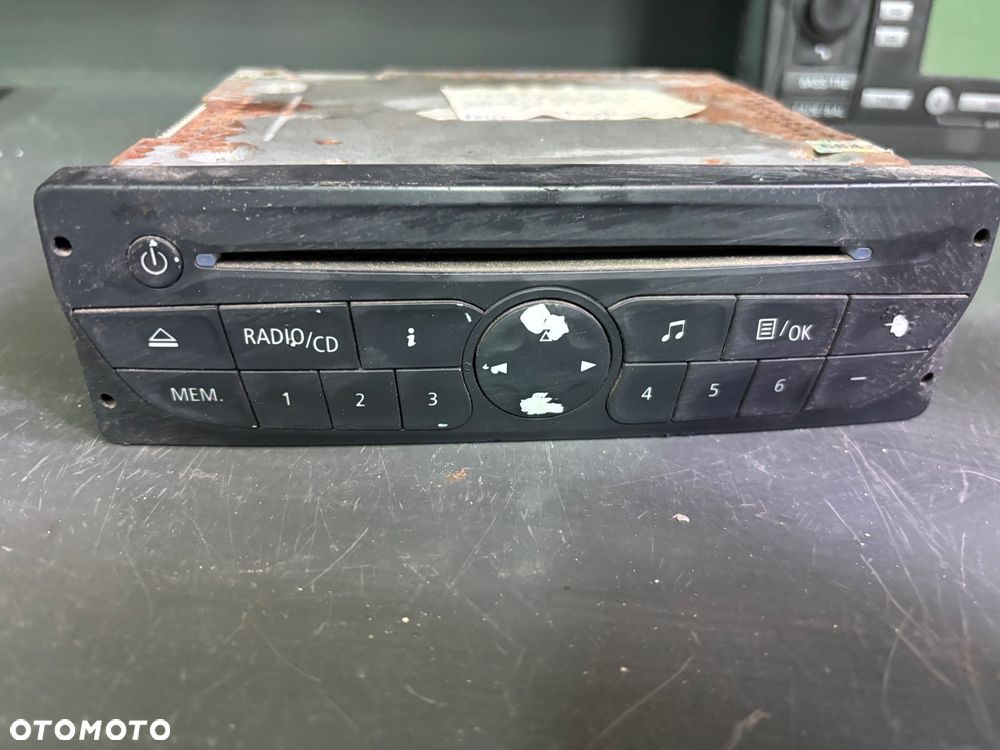 Radio Renault trafic - 1