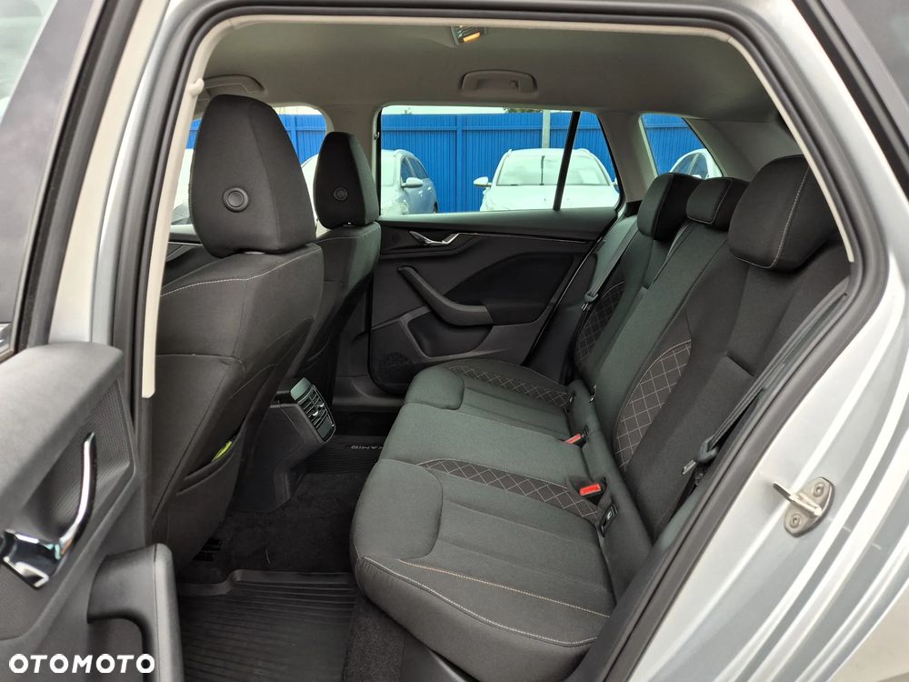 Skoda Kamiq 1.0 TSI Ambition - 17