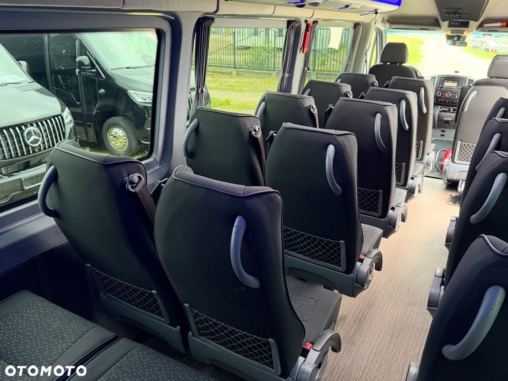 Mercedes-Benz Sprinter 516 - 21