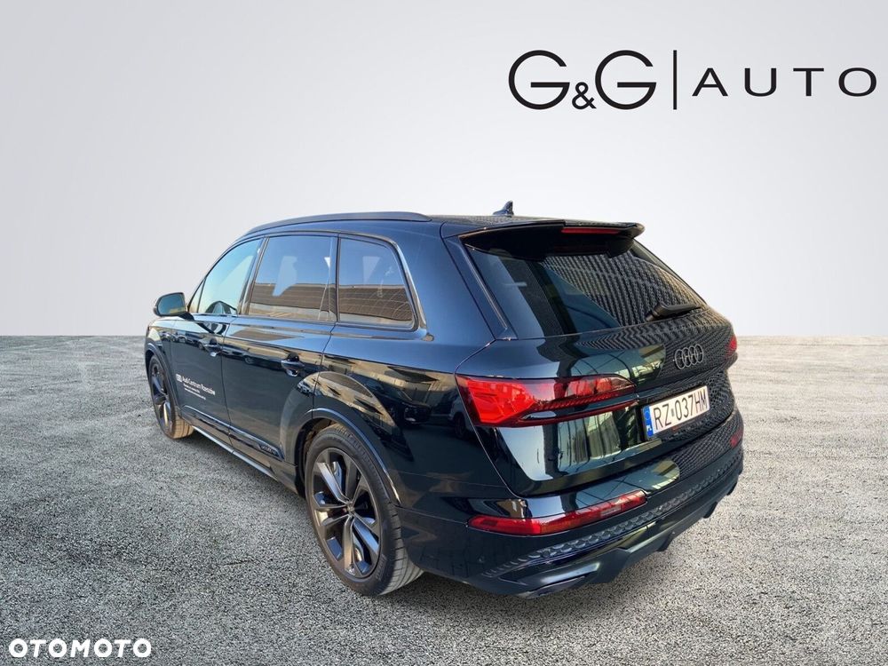Audi Q7 - 3