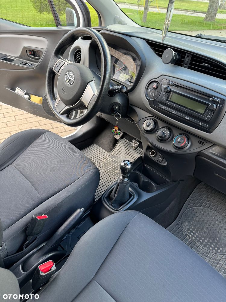 Toyota Yaris 1.4 D-4D Life - 25