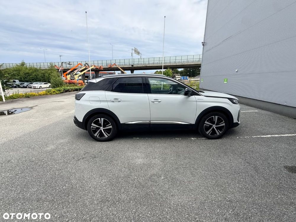 Peugeot 3008 1.6 PureTech HYbrid4 GT S&S EAT8 - 3