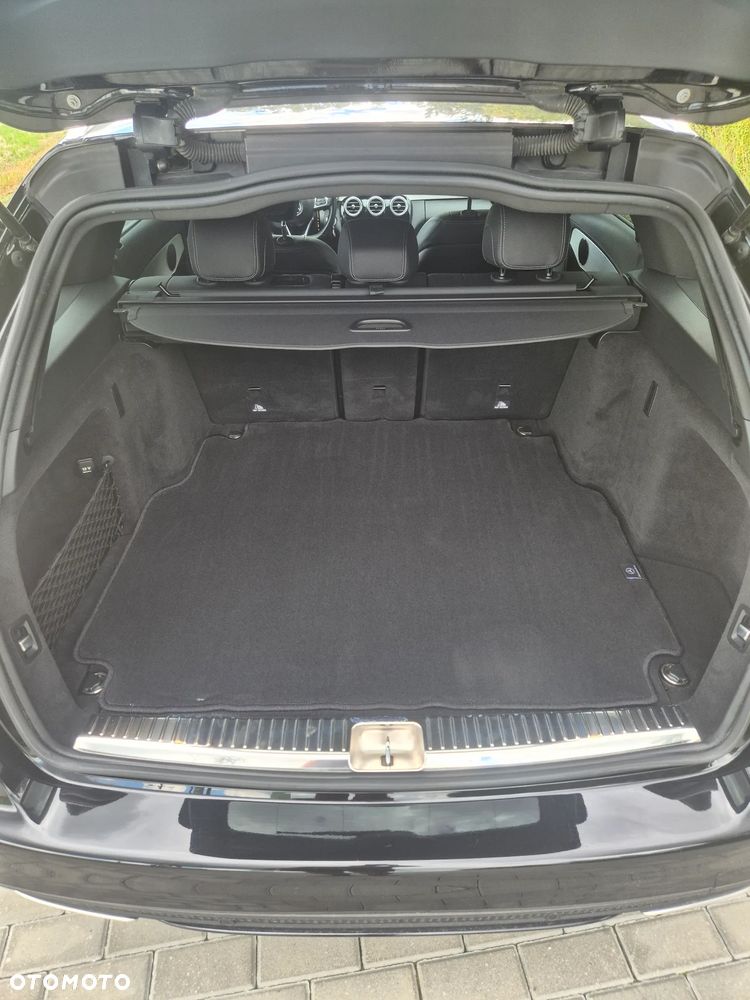 Mercedes-Benz Klasa C 200 4-Matic 9G-TRONIC - 14