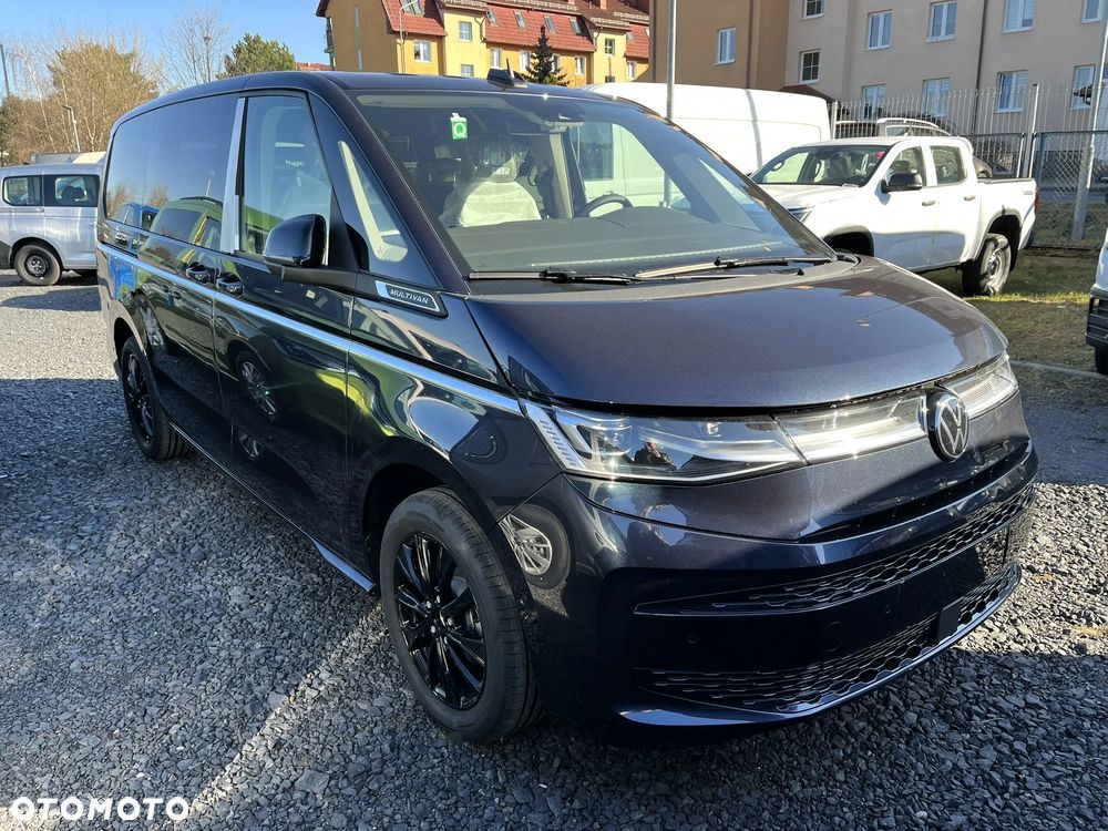 Volkswagen Multivan 2.0 TDI L2 Style DSG - 12