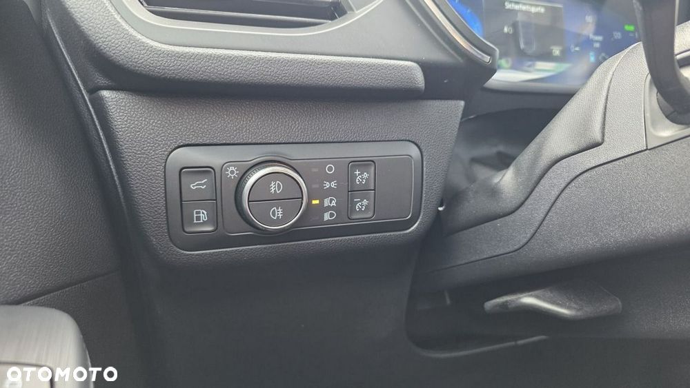 Ford Kuga - 21