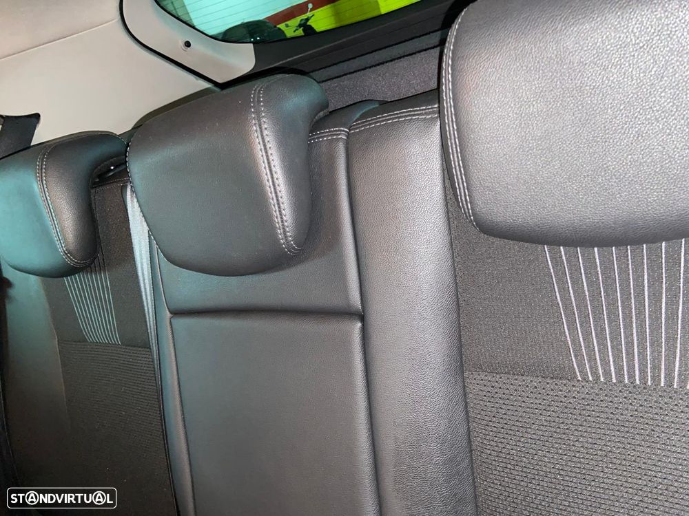 Renault Mégane 1.5 dCi Dynamique CO2 Champion - 4