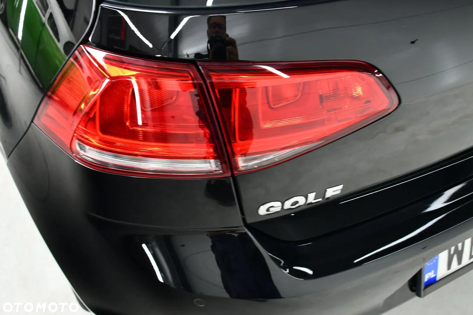 Volkswagen Golf - 6