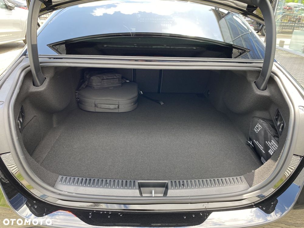 Mercedes-Benz Klasa E - 31