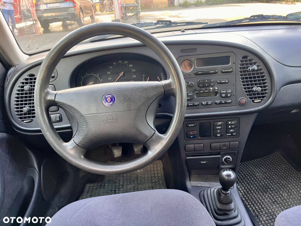 Saab 900 2.0 - 15