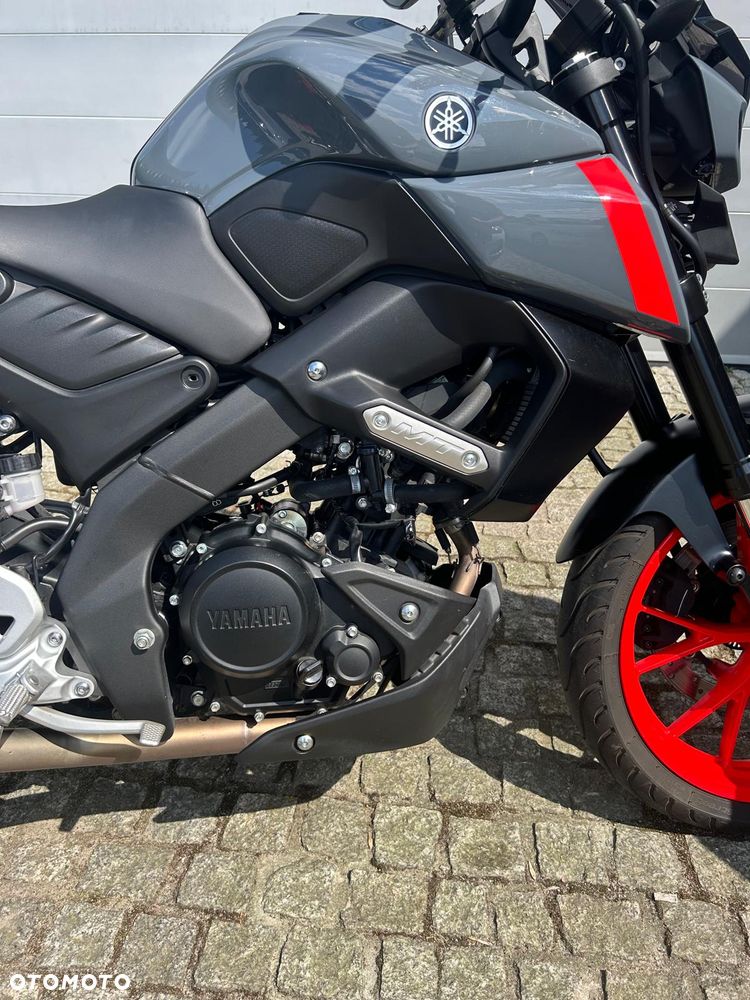 Yamaha MT - 5