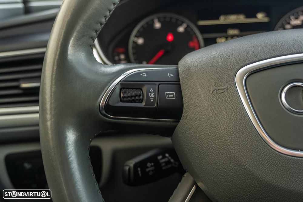 Audi A6 Avant 2.0 TDi Advance S tronic - 18