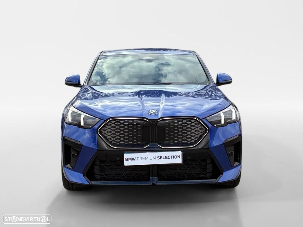 BMW iX2 eDrive20 - 5