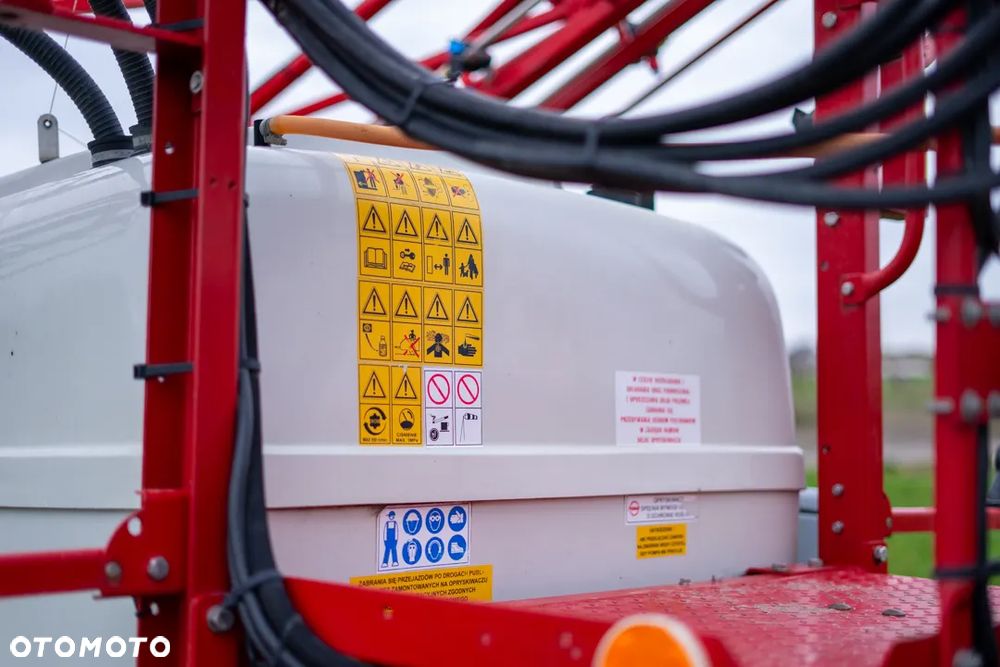 Unia UNIA PILMET PLUS – 2000 L OPRYSKIWACZ 1 WŁAŚCICIEL - 21