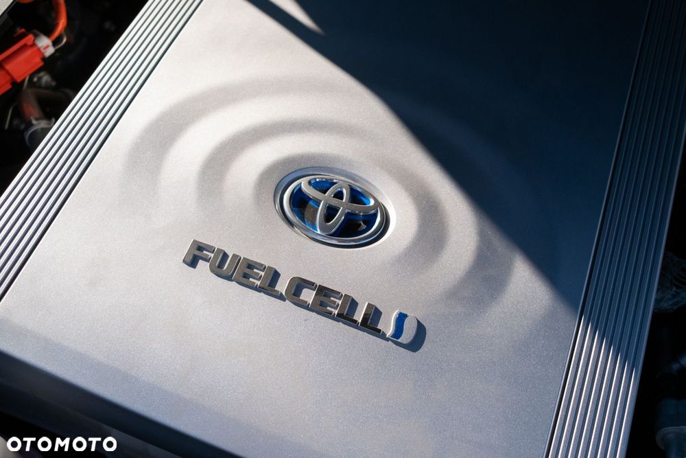 Toyota Mirai Executive - 13